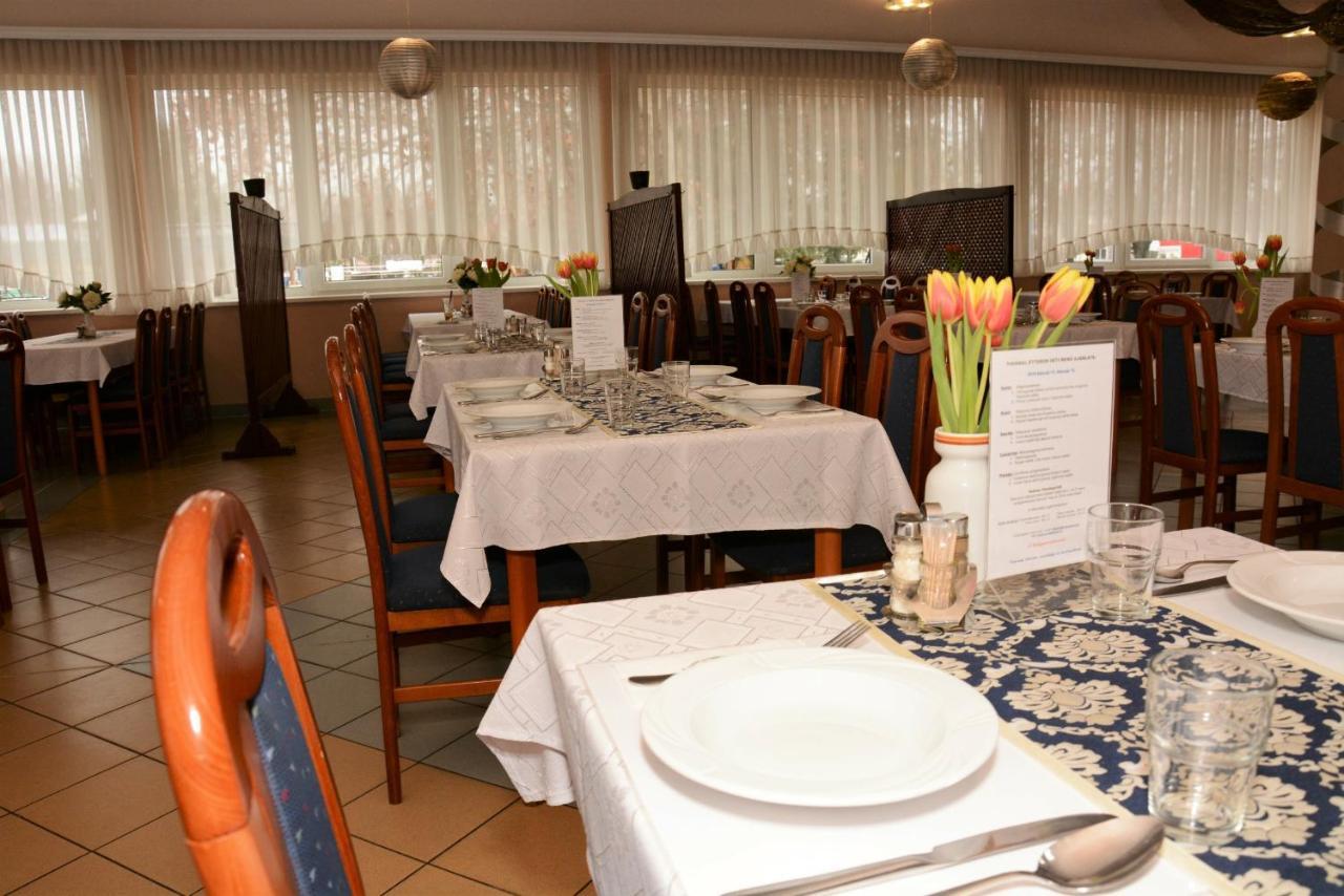 Hotel Imperial Gyogyszallo Es Gyogyfurdo Kiskoros Dış mekan fotoğraf