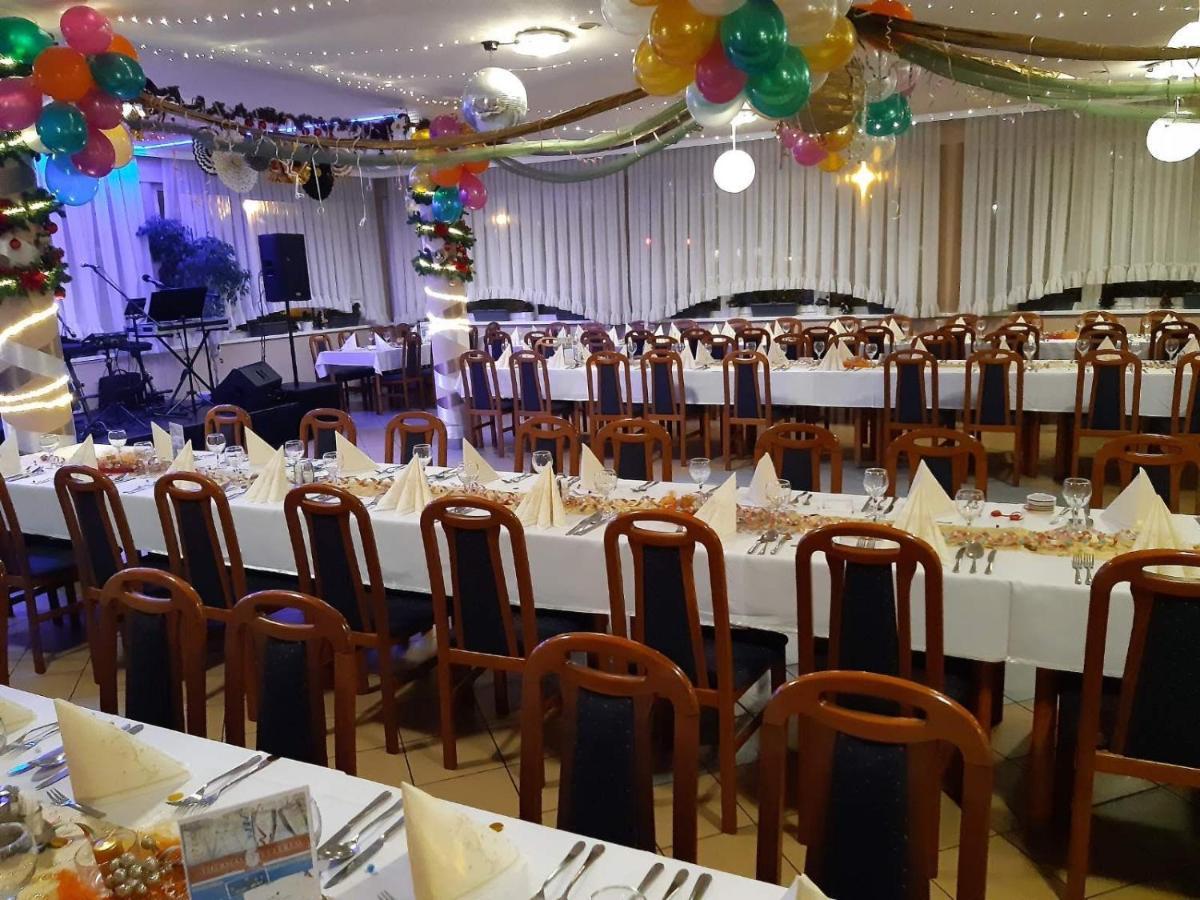 Hotel Imperial Gyogyszallo Es Gyogyfurdo Kiskoros Dış mekan fotoğraf